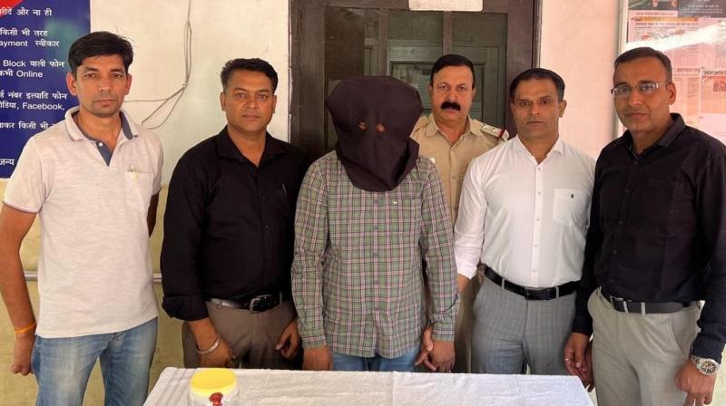 Man arrested for defrauding Retired SI for Rs 60 lakh Man arrested for defrauding Retired SI for Rs 60 lakh