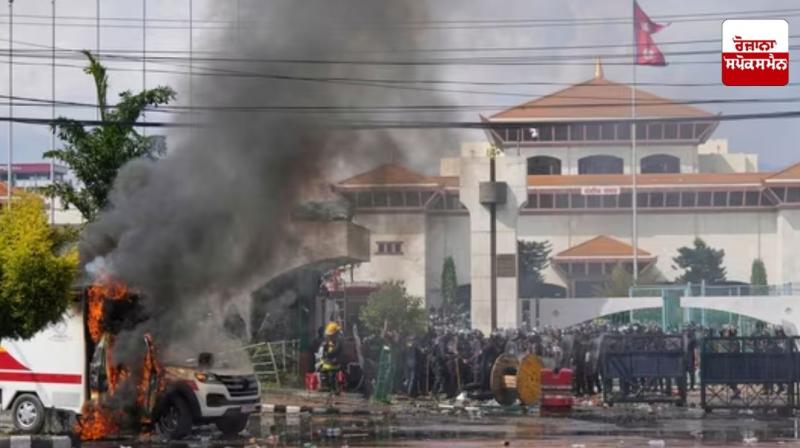 Social media resumes in Nepal after 20 deaths Social media resumes in Nepal after 20 deaths