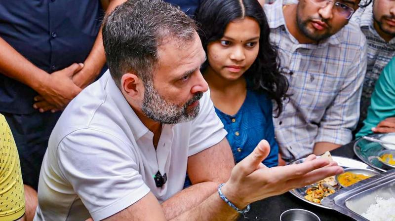 Delhi University to send notice to Rahul Gandhi cautioning against 'unauthorised visit' Delhi University to send notice to Rahul Gandhi cautioning against 'unauthorised visit'