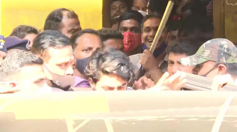 Aryan Khan walks out of Arthur Road Jail Aryan Khan walks out of Arthur Road Jail