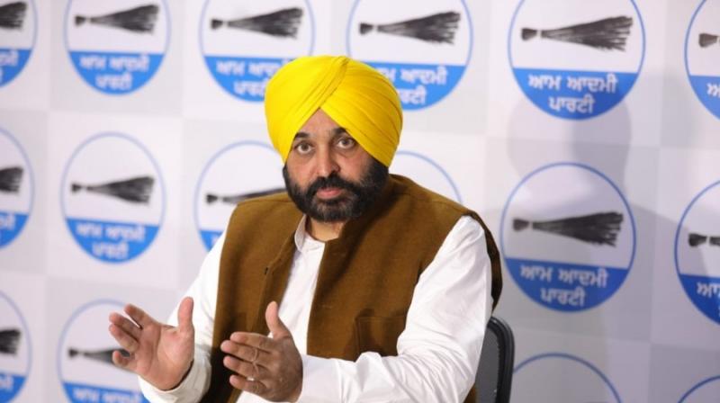 Bhagwant Mann expresses deep sorrow over road accident at Mahilan Chowk, Sangrur Bhagwant Mann expresses deep sorrow over road accident at Mahilan Chowk, Sangrur