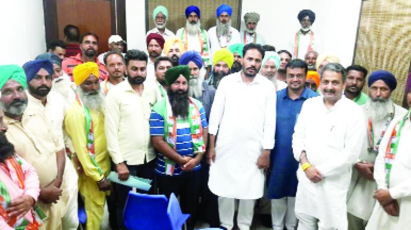 Akali and AAP workers Joining Congress Akali and AAP workers Joining Congress