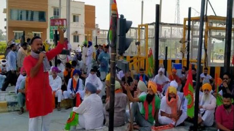 Farmer protest at Talwandi Bhai toll Plaza Farmer protest at Talwandi Bhai toll Plaza