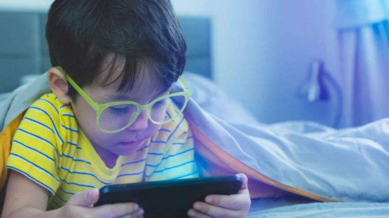 99% of five-year-old children are addicted to mobile phones 99% of five-year-old children are addicted to mobile phones