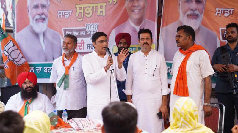 Mann cheated farmers on MSP & compensation on flood affected crops: Dr. Subhash Sharma Mann cheated farmers on MSP & compensation on flood affected crops: Dr. Subhash Sharma