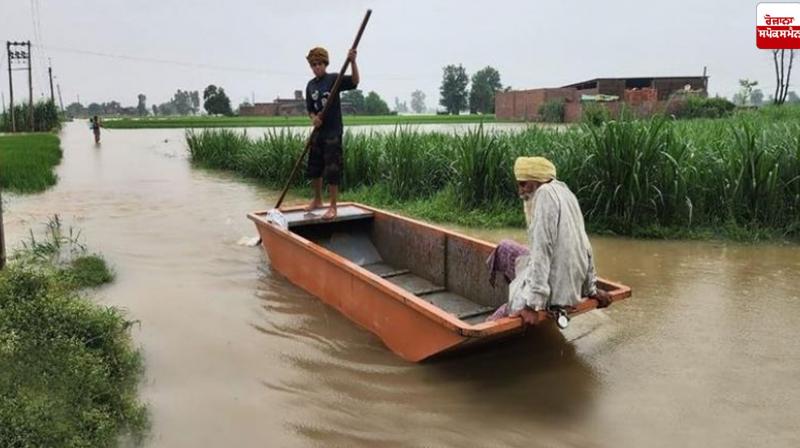 Flood situation prevailed in half a dozen districts Punjab Flood situation prevailed in half a dozen districts Punjab
