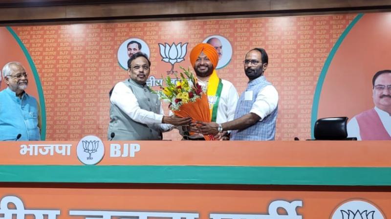MP Ravneet Bittu joins BJP