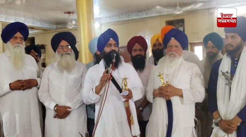 ਸ੍ਰੀ ਗੁਰੂ ਅਰਜਨ ਦੇਵ ਜੀ ਦੀ ਸ਼ਹੀਦੀ ਦਿਹਾੜੇ ਮੌਕੇ ਜਥੇਦਾਰ ਗੱੜਗੱਜ ਨੇ ਅਬੋਹਰ 'ਚ ਸਮਾਗਮ ’ਚ ਕੀਤੀ ਸ਼ਿਰਕਤ ਸ੍ਰੀ ਗੁਰੂ ਅਰਜਨ ਦੇਵ ਜੀ ਦੀ ਸ਼ਹੀਦੀ ਦਿਹਾੜੇ ਮੌਕੇ ਜਥੇਦਾਰ ਗੱੜਗੱਜ ਨੇ ਅਬੋਹਰ 'ਚ ਸਮਾਗਮ ’ਚ ਕੀਤੀ ਸ਼ਿਰਕਤ