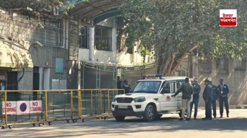 Delhi Schools Bomb Threat latest news in punjabi Delhi Schools Bomb Threat latest news in punjabi