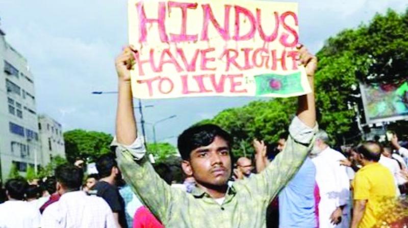 Hindu teachers are being forced to resign in Bangladesh Hindu teachers are being forced to resign in Bangladesh