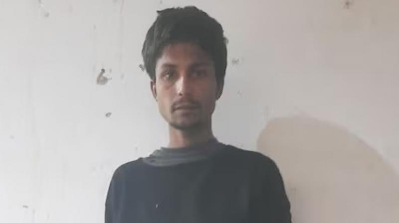Pakistani infiltrator caught by BSF near international border Pakistani infiltrator caught by BSF near international border