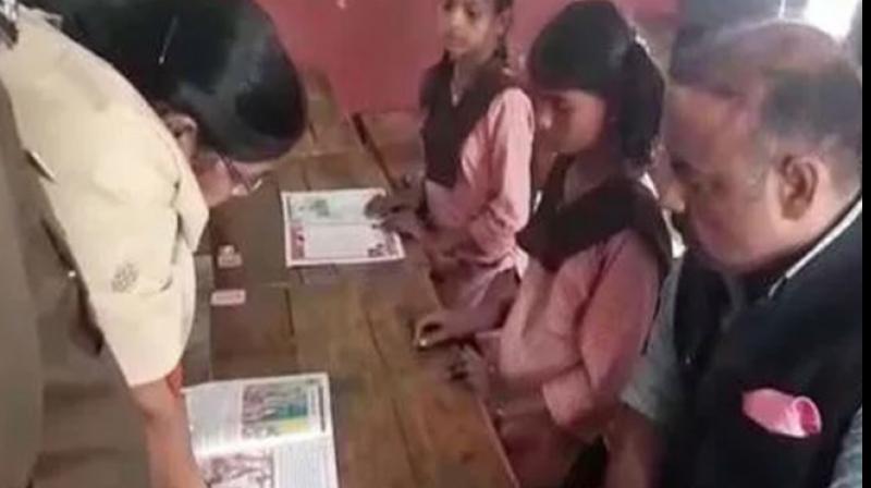 Uttar pradesh english teacher fails read lines language Uttar pradesh english teacher fails read lines language
