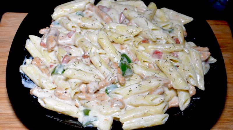 White sauce pasta White sauce pasta