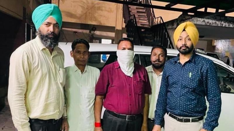 VIGILANCE BUREAU ARRESTS ASI FOR TAKING RS 5,000 BRIBE VIGILANCE BUREAU ARRESTS ASI FOR TAKING RS 5,000 BRIBE