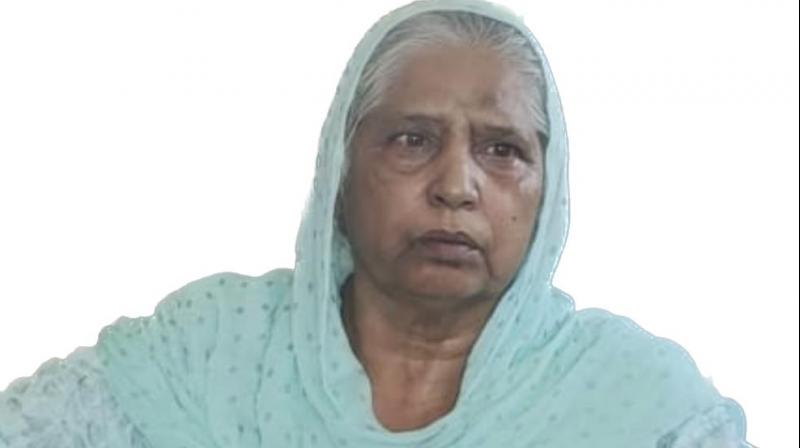 FIR against woman Sarpanch on allegation of scam in government grant FIR against woman Sarpanch on allegation of scam in government grant