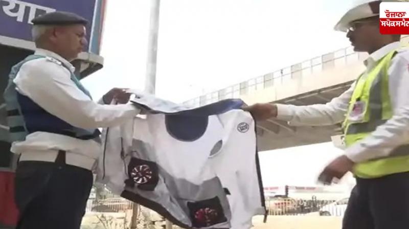 AC jackets for traffic policemen in Gurugram AC jackets for traffic policemen in Gurugram