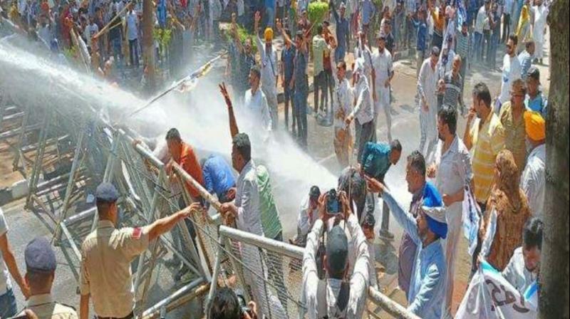 AAP protests in Chandigarh over rising water rates AAP protests in Chandigarh over rising water rates