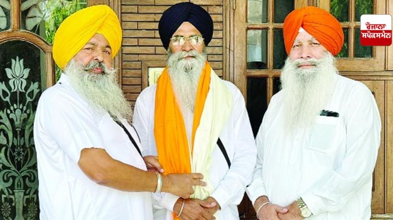 After Bibi Jagir Kaur, Advocate Dhami also met Sant Ghunnas After Bibi Jagir Kaur, Advocate Dhami also met Sant Ghunnas