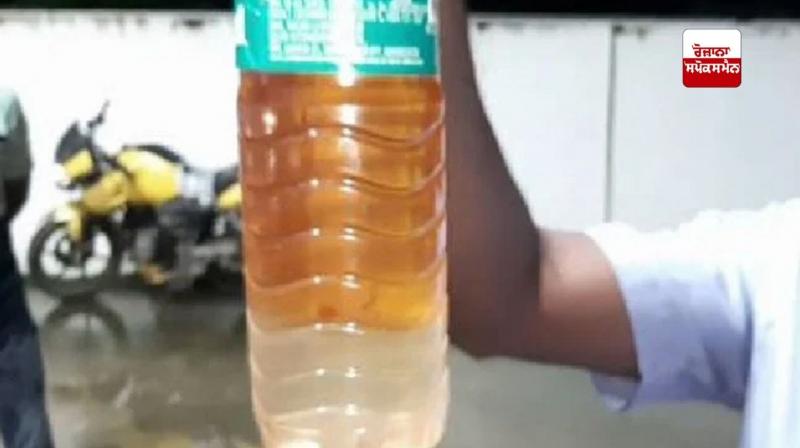 Petrol found selling water at Parmar petrol pump in Zirakpur