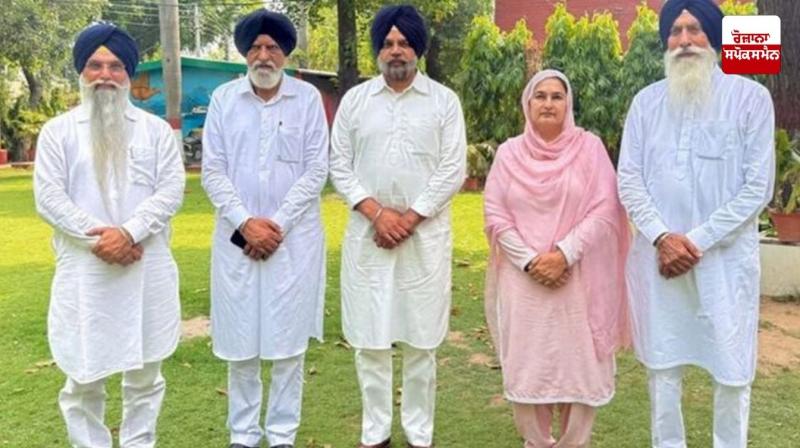 ਸਮੂਹ ਸਟੇਟ ਡੈਲੀਗੇਟਾਂ ਨੂੰ ਬੁਰਜ ਅਕਾਲੀ ਬਾਬਾ ਫੂਲਾ ਸਿੰਘ ਸਮੇਂ ਸਿਰ ਪਹੁੰਚਣ ਦੀ ਅਪੀਲ- ਭਰਤੀ ਕਮੇਟੀ ਸਮੂਹ ਸਟੇਟ ਡੈਲੀਗੇਟਾਂ ਨੂੰ ਬੁਰਜ ਅਕਾਲੀ ਬਾਬਾ ਫੂਲਾ ਸਿੰਘ ਸਮੇਂ ਸਿਰ ਪਹੁੰਚਣ ਦੀ ਅਪੀਲ- ਭਰਤੀ ਕਮੇਟੀ