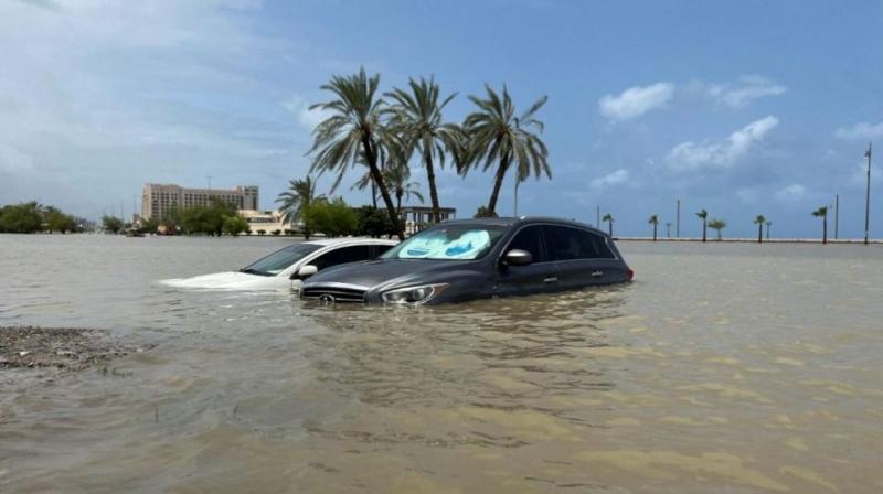 Rain broke 27-year record in UAE, creating a flood-like situation Rain broke 27-year record in UAE, creating a flood-like situation