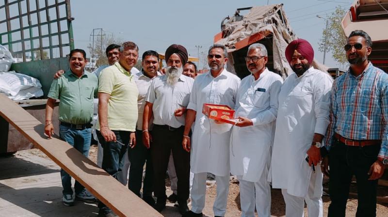 Kashmir Singh today became the first farmer in the State to receive MSP payment. Kashmir Singh today became the first farmer in the State to receive MSP payment.