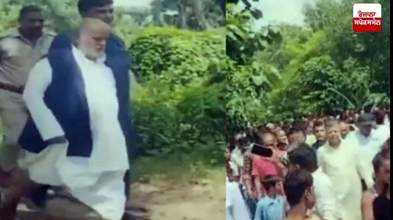 Bihar Minister Shravan Kumar and MLA Krishna Murari escaped and saved their lives. Bihar Minister Shravan Kumar and MLA Krishna Murari escaped and saved their lives.