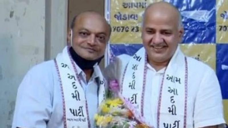 Mahesh Swani Join Aam Aadami Party In Surat Mahesh Swani Join Aam Aadami Party In Surat
