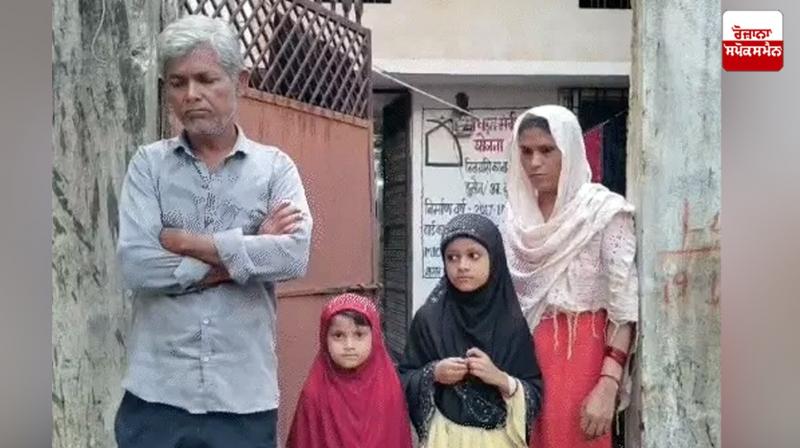 The 'dead' wife and two daughters are still alive, the husband had cremated 3 bodies a year ago. The 'dead' wife and two daughters are still alive, the husband had cremated 3 bodies a year ago.