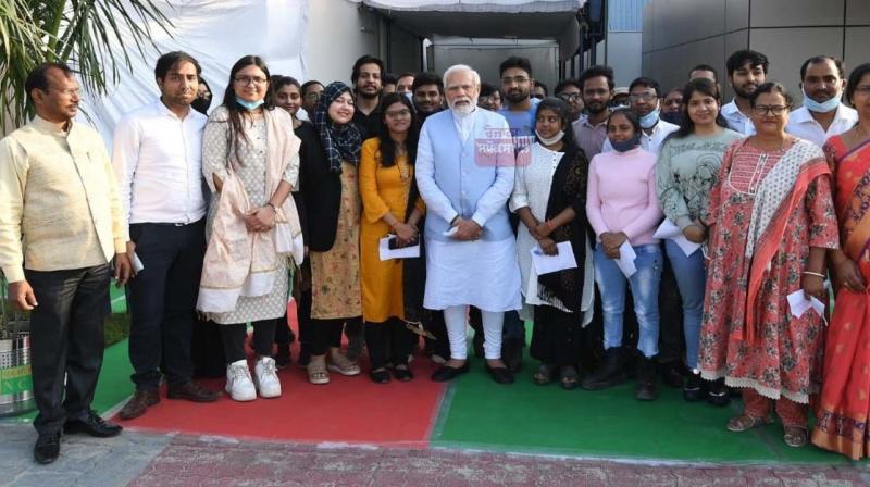 PM Narendra Modi interacts with students who returned from Ukraine in Varanasi PM Narendra Modi interacts with students who returned from Ukraine in Varanasi
