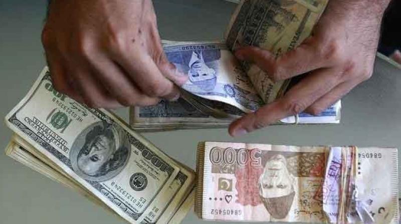Pakistan also started moving towards poverty, the Pakistani rupee fell sharply against the dollar Pakistan also started moving towards poverty, the Pakistani rupee fell sharply against the dollar