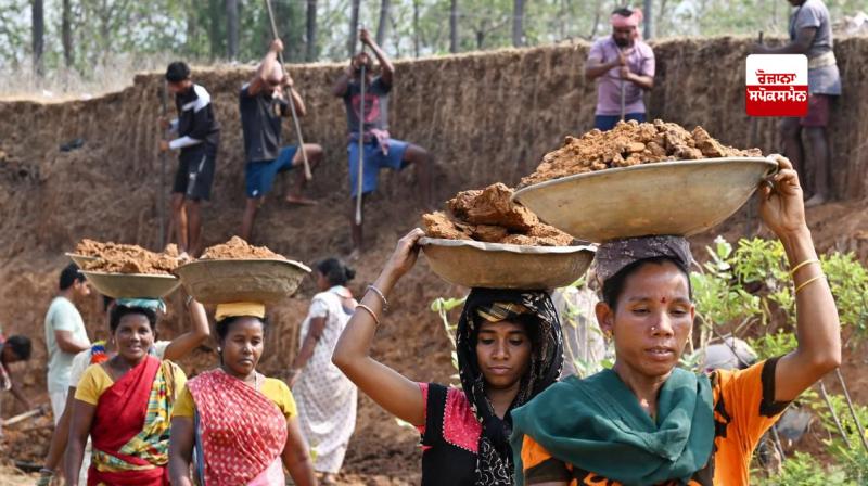 Minor increase in rural development budget, amount for MNREGA remains unchanged at Rs 86 thousand crore Minor increase in rural development budget, amount for MNREGA remains unchanged at Rs 86 thousand crore