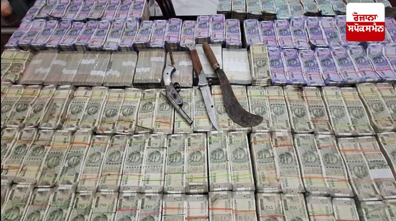 Eight members of interstate robbery gang arrested Eight members of interstate robbery gang arrested