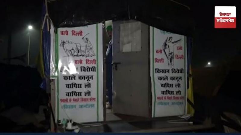 High-tech trolley set up at Ghazipur border High-tech trolley set up at Ghazipur border