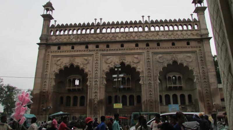 Lucknow now entry in imambaras in decent clothes only Lucknow now entry in imambaras in decent clothes only