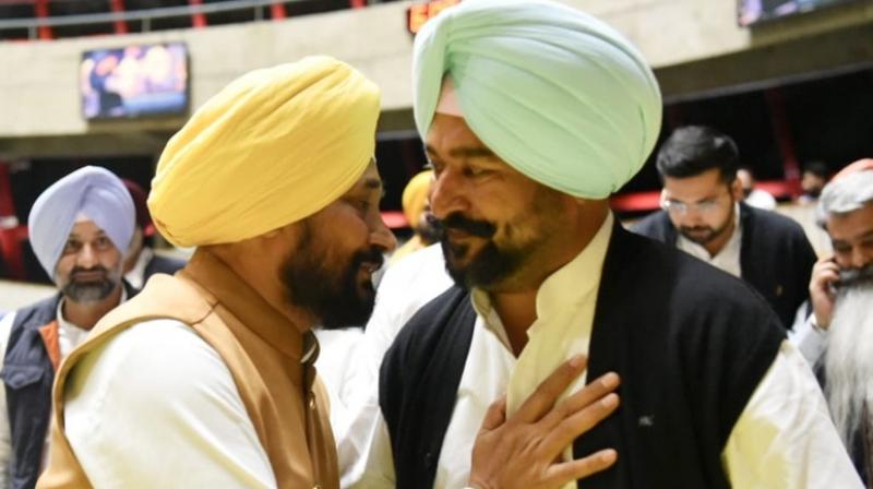 Aam Aadmi Party MLA Jagtar Singh Jagga from Raikot joined the Congress Aam Aadmi Party MLA Jagtar Singh Jagga from Raikot joined the Congress