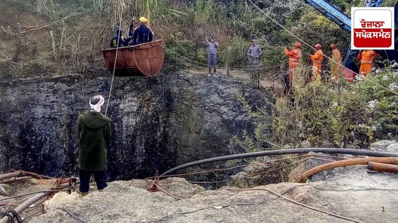 Body of one of the nine workers trapped in coal mine recovered Body of one of the nine workers trapped in coal mine recovered