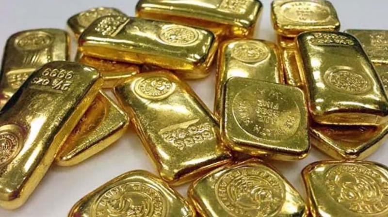 A major operation by the Customs Department: 1978.89 grams of gold recovered from a passenger at Kochi Airport