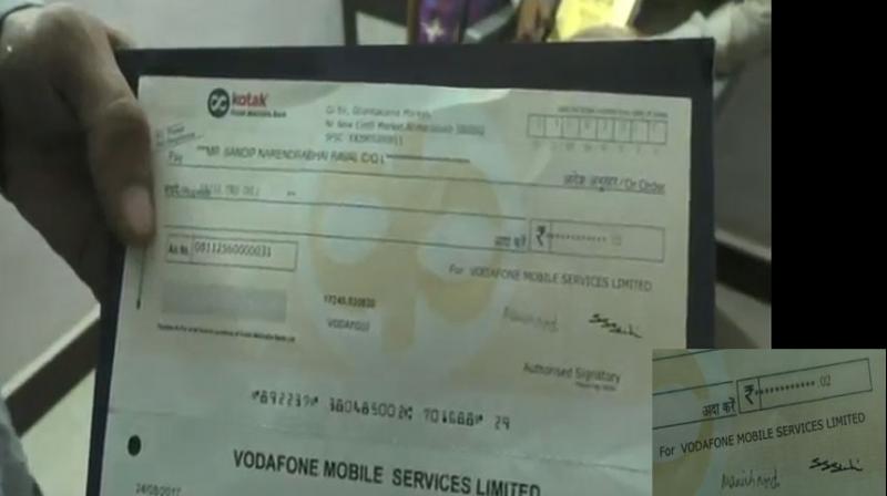 Cheque Cheque