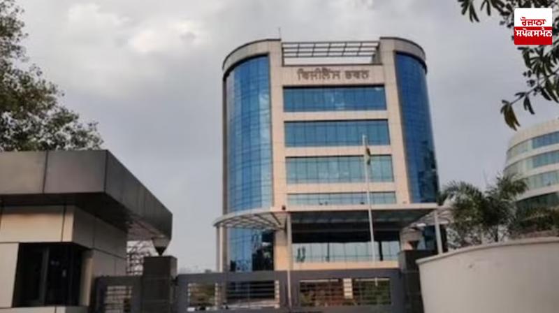 Major vigilance operation on corruption, inspector of anti-narcotics task force caught taking bribe of 1 lakh rupees Major vigilance operation on corruption, inspector of anti-narcotics task force caught taking bribe of 1 lakh rupees