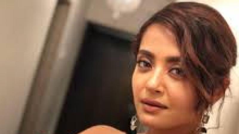 surveen chawla surveen chawla