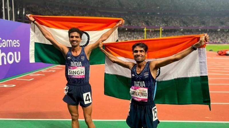 Kartik Kumar Wins Silver Medal, Gulveer Singh Bags Bronze in Men's 10000m Race Kartik Kumar Wins Silver Medal, Gulveer Singh Bags Bronze in Men's 10000m Race