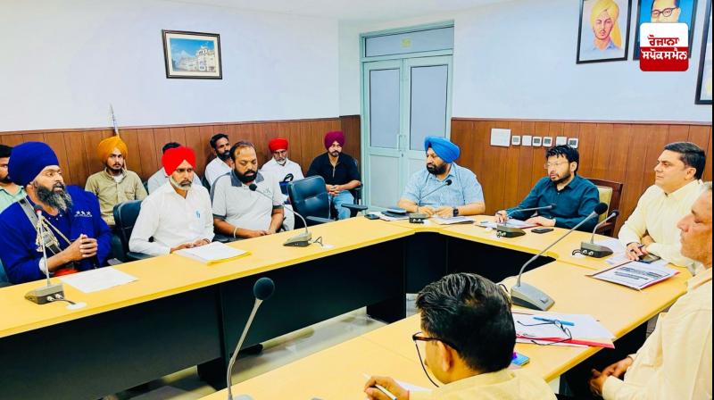 ਪੰਜਾਬ ਦੇ ਸ਼ਹਿਰਾਂ ਨੂੰ ਕੂੜਾ-ਮੁਕਤ ਬਣਾਉਣਾ ਸੂਬਾ ਸਰਕਾਰ ਦਾ ਮੁੱਖ ਟੀਚਾ: ਡਾ. ਰਵਜੋਤ ਸਿੰਘ ਪੰਜਾਬ ਦੇ ਸ਼ਹਿਰਾਂ ਨੂੰ ਕੂੜਾ-ਮੁਕਤ ਬਣਾਉਣਾ ਸੂਬਾ ਸਰਕਾਰ ਦਾ ਮੁੱਖ ਟੀਚਾ: ਡਾ. ਰਵਜੋਤ ਸਿੰਘ
