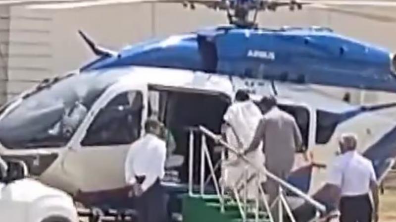 Mamata Banerjee Slips And Falls While Boarding Helicopte Mamata Banerjee Slips And Falls While Boarding Helicopte