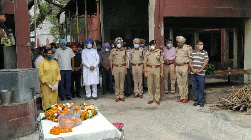 Balbir Singh Sidhu attended funeral of SMO Arun Sharma Balbir Singh Sidhu attended funeral of SMO Arun Sharma