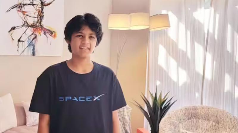 SpaceX hires 14-year-old software engineer SpaceX hires 14-year-old software engineer