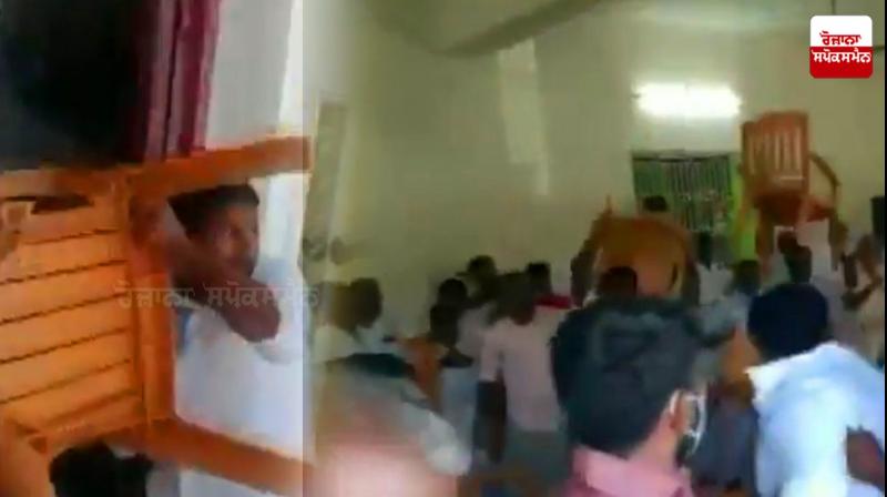 Clashes between Congress Workers Clashes between Congress Workers