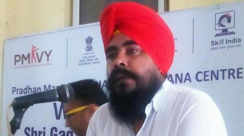 Amarjit Sandoa Amarjit Sandoa