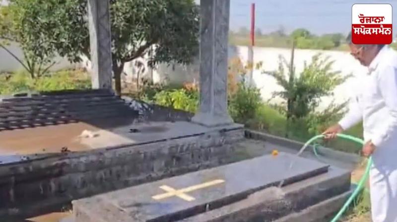Telangana: 80-year-old man builds his own tomb while still alive