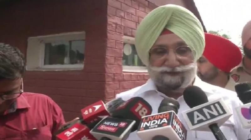 Sukhjinder Randhawa Sukhjinder Randhawa